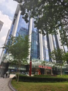 Bên ngoài tòa nhà AIA Sentral - Malaysia